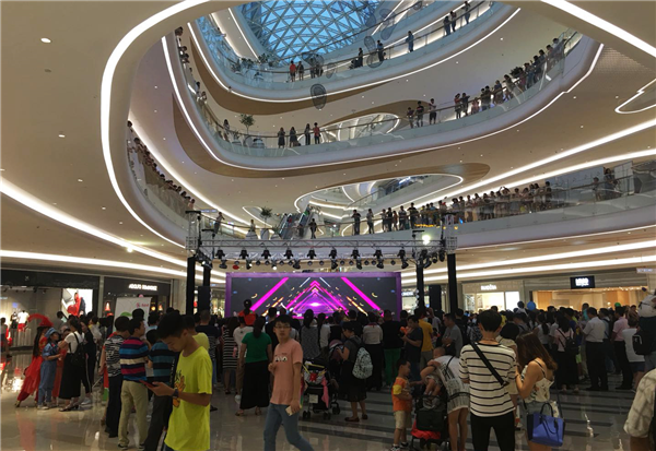 6.1壹方未来星首届少儿才艺大赛总决赛，乐鱼平台-乐鱼(中国)一站式服务平台
承包赛程舞台的搭拆